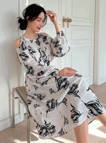 DAZY 风景印花露肩灯笼袖系带连衣裙太阳裙，休闲女装，秋装 - 黑與白 - 查看 7