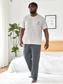 Extended Sizes Men Letter Graphic Sleep Tee & Plaid Trousers - Multicolor - View 3