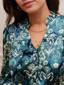 SHEIN Frenchy Notch Neck Allover Print Shirt - Multicolor - View 2