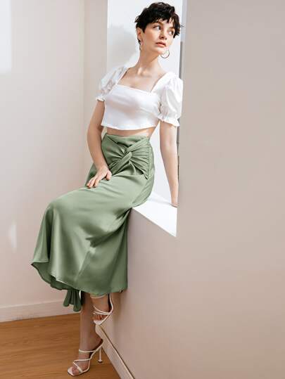 تنورة مطوي امامي ساتان ملابس العمل