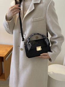 Bolsa cuadrada en relieve geométrico con diseño de pañuelo con solapa - Negro - Ver 7