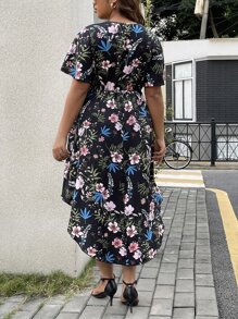 SHEIN Holidaya Plus Floral Print Butterfly Sleeve Dress - Multicolor - View 2