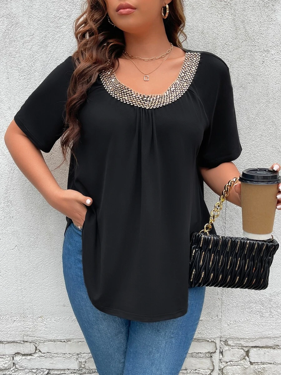 SHEIN LUNE Plus Sequins Trim Curved Hem Tee - Black - View 1