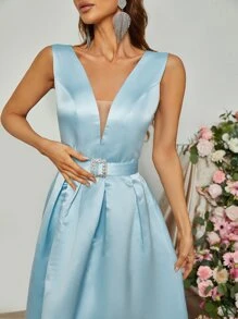深V領褶皺細節緞面正式連衣裙 - 淺藍色 - 查看 6