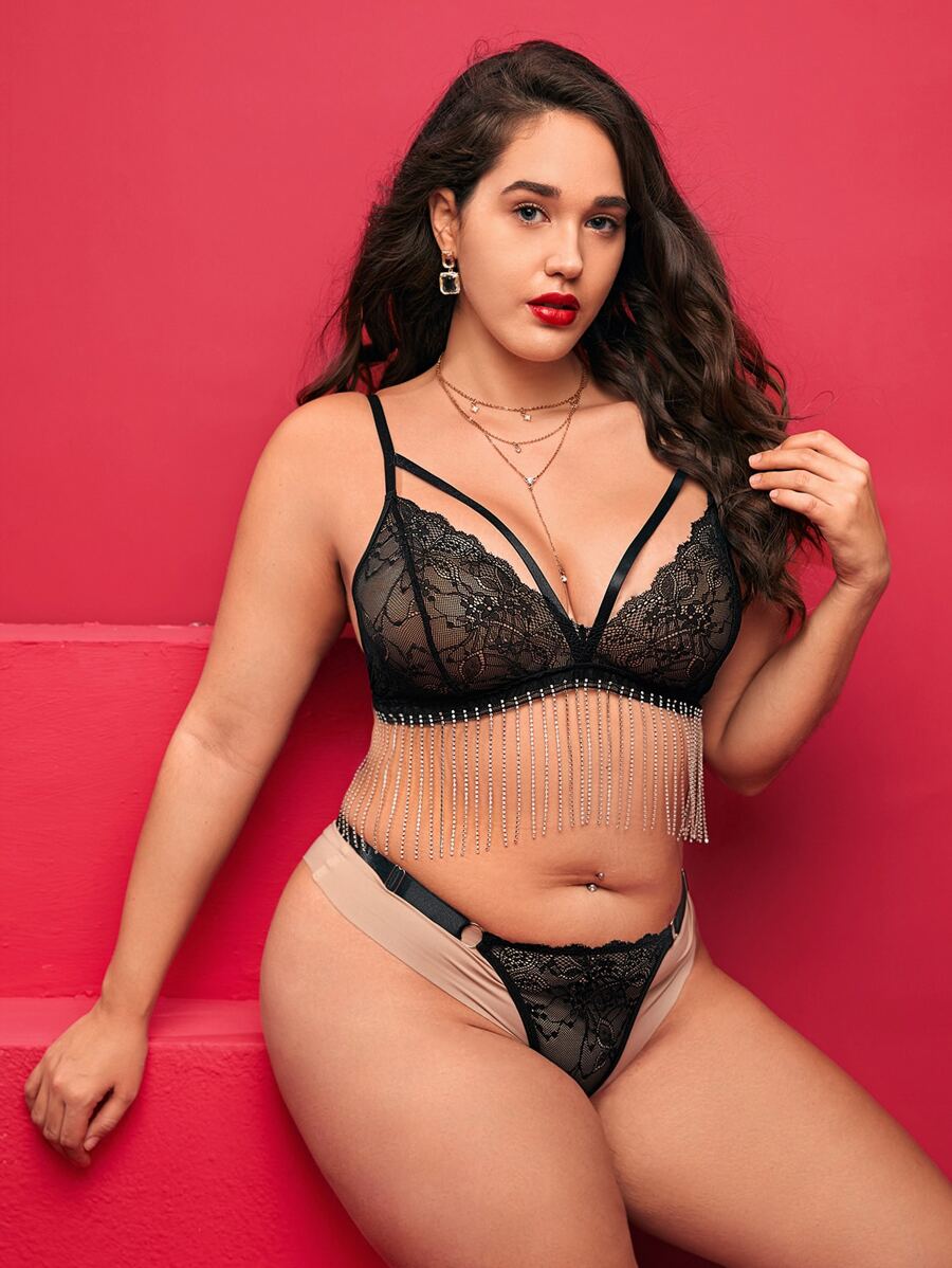 Plus Floral Lace Harness Lingerie Set - Black - View 1