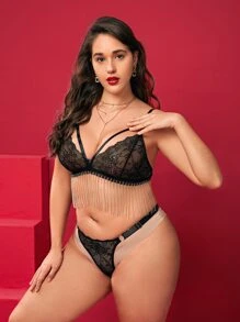 Plus Floral Lace Harness Lingerie Set - Black - View 4