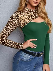 SHEIN Privé Leopard Spliced Cut Out Tee