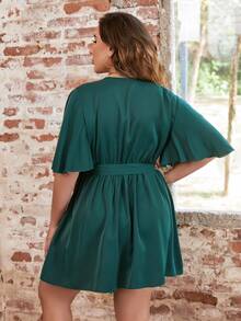 SHEIN LUNE Plus Butterfly Sleeve Two Layer Hem Belted Dress - Dark Green - View 2