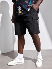 Manfinity Men Plus Letter Graphic Flap Pocket Drawstring Waist Shorts - Black - View 4