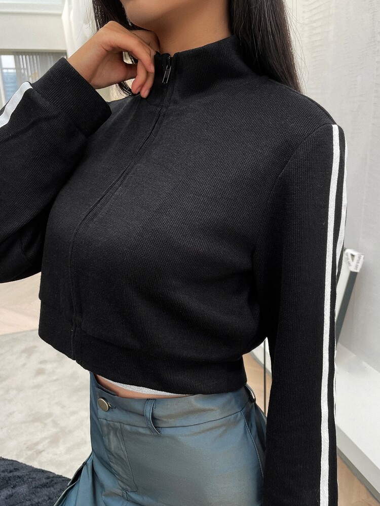 DAZY Sudadera crop con cremallera - Negro - Añade 8