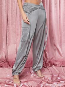 SHEIN BAE 側翻蓋口袋腰帶緞面工裝褲