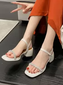 Rhinestone Decor Chunky Heeled Ankle Strap Sandals - White - View 3