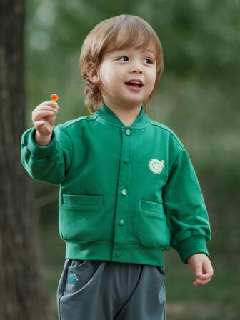 小男童卡通和字母圖案學院風夾克