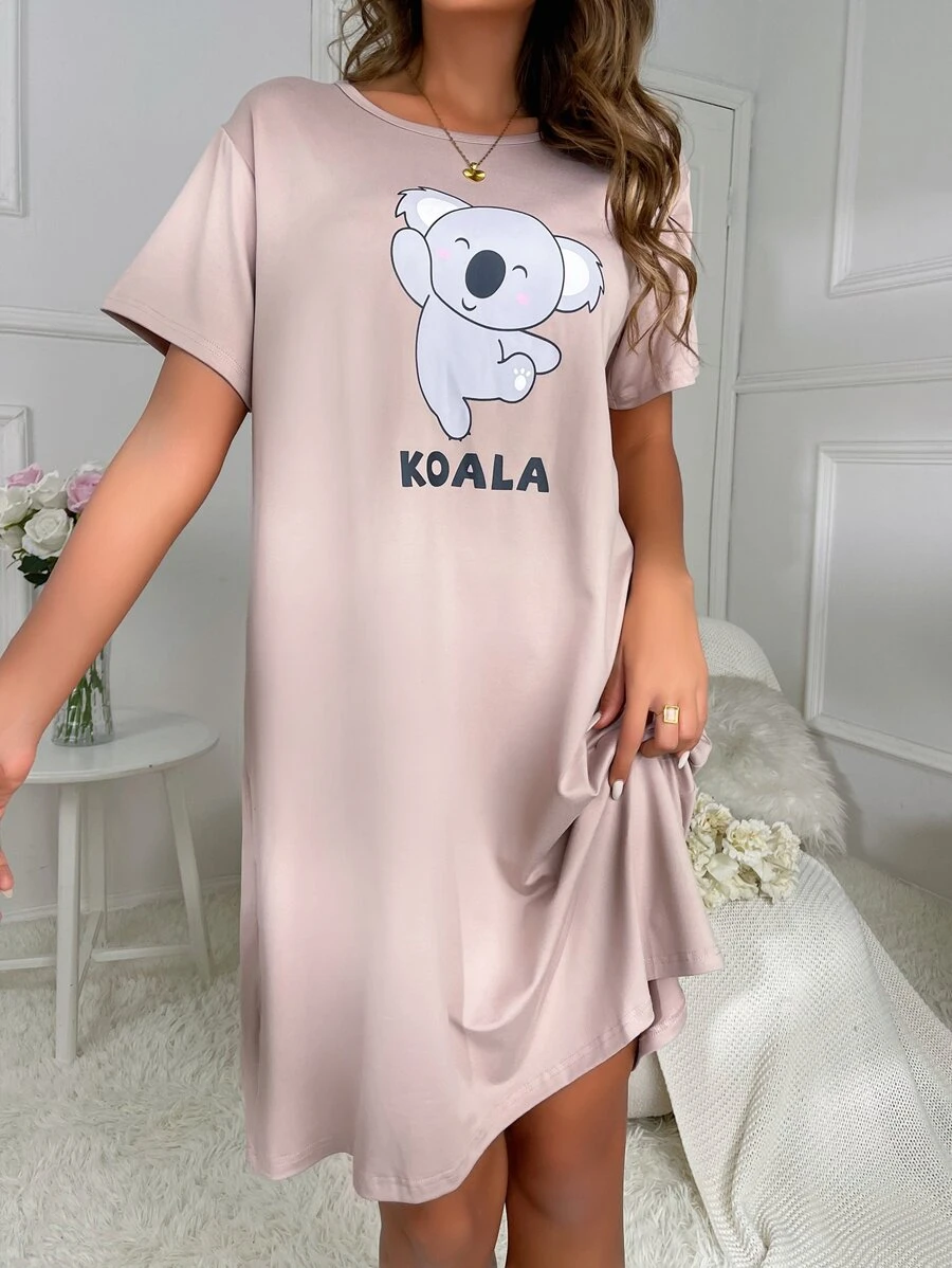 卡通字母图案睡衣