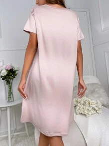 卡通字母图案睡衣