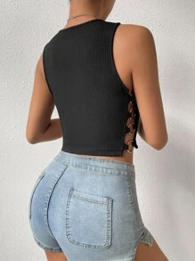 Chiquease O-ring Side Crop Tank Top - Black - View 2