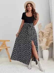 SHEIN VCAY 碎花高衩繫腰帶連衣裙 - 彩色 - 查看 1