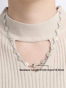 Collar con diseño de flor - Plateado - Ver 6