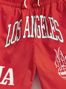 ROMWE MEN Prep Men Letter Graphic Drawstring Waist Shorts, School - Red - View 3