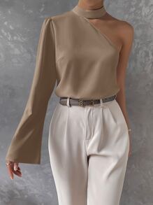 SHEIN Privé 素色不對稱領鏤空襯衫 - 駝色 - 查看 1