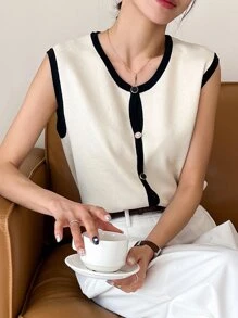 DAZY 對比色邊框前開釦毛衣背心 - 杏色 - 查看 6