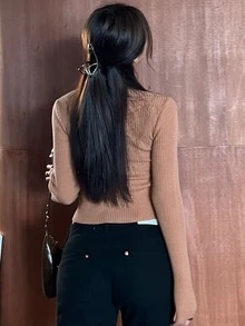 DAZY Solid Crossover Front Crop Jumper - Khaki - View 2