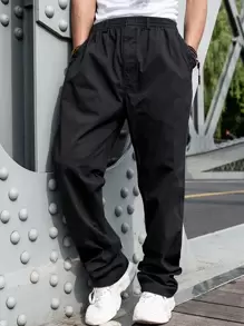 Manfinity Men Solid Slant Pocket Trousers - Black - View 2