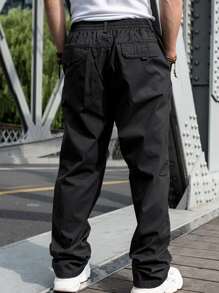 Manfinity Men Solid Slant Pocket Trousers - Black - View 3