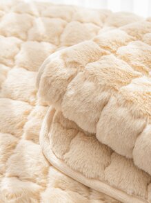 1pc Quilted Detail Fuzzy Sofa Towel - Camel - View 6