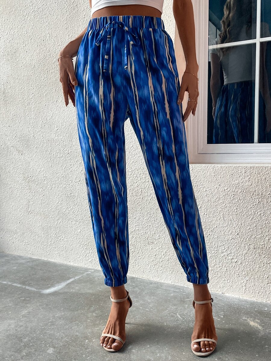 SHEIN VCAY 滿版印花九分運動褲