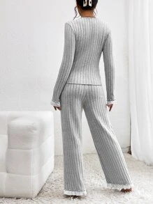 SHEIN Essnce Pantalones con camiseta con cuenta de perla ribete en contraste cruzado - Gris Claro - Ver 2