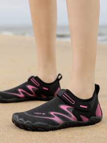 字母圖案溯溪鞋