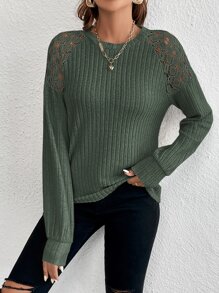 SHEIN Frenchy Camiseta con encaje de manga raglán