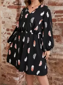 SHEIN LUNE Plus Feather Print Surplice Neck Lantern Sleeve Dress - Black - View 5