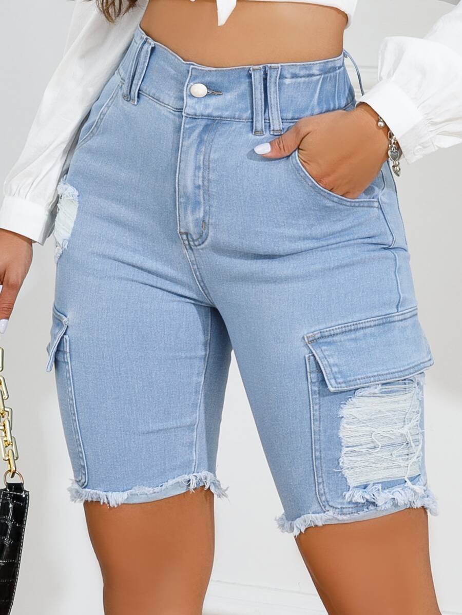 SHEIN EZwear 高腰破洞毛邊牛仔短褲 - 淺色水洗藍 - 查看 1