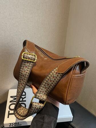 極簡風格流浪包