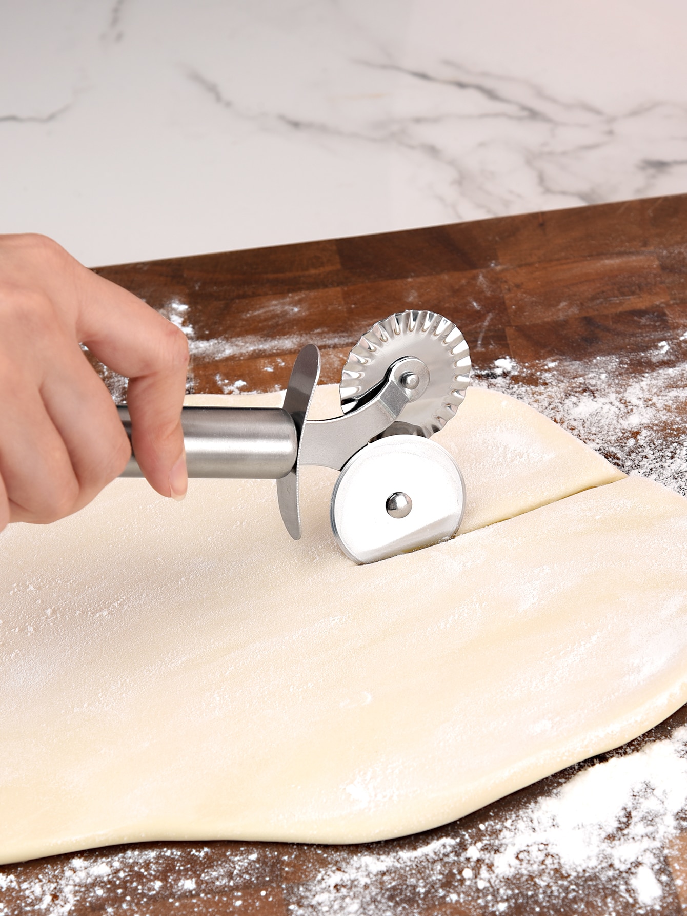 قطاعة بيتزا اسطواني فولاذ غير قابل للصدأ مزدوجة