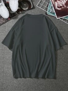 Manfinity Roghcode 男士休闲宽松标语印花短袖T恤，夏季 - 深灰色 - 查看 2