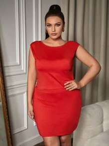 SHEIN SXY Plus Solid Backless Top & Skirt Set - Red - View 3