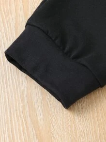 SHEIN Girls Two Tone Letter Graphic Two Tone Tank Top & Joggers - Black and White - View 3