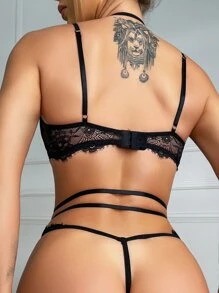 Floral Lace Underwire Lingerie Set - Black - View 2