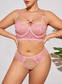 Plus Floral Lace Underwire Lingerie Set - Baby Pink - View 4