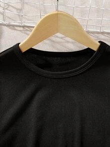 Girls Solid Tee & Flap Pocket Cargo Trousers - Multicolor - View 3