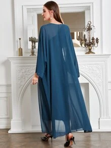 Modelyn معطف بأكمام الخفاش وفستان بكتف واحد
