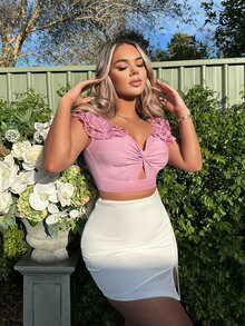 SHEIN SXY Lace Ruffle Detail Twist Front Cut Out Crop Top - Dusty Pink - View 4