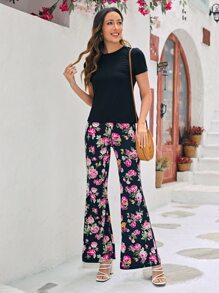 SHEIN LUNE 1pc Solid Tee & 1pc Floral Print Flare Leg Trousers - Multicolor - View 7