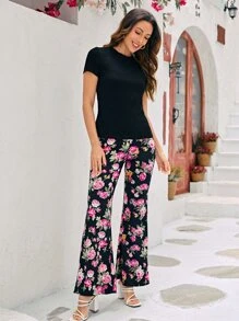 SHEIN LUNE 1pc Solid Tee & 1pc Floral Print Flare Leg Trousers - Multicolor - View 5