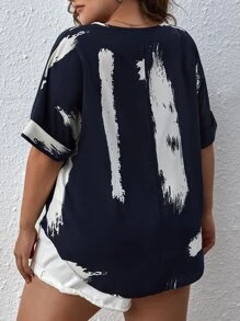 SHEIN Unity 大碼筆刷圖案蝙蝠袖襯衫 - 藍白色 - 查看 2