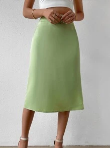 SHEIN Privé 高腰素色緞面半身裙