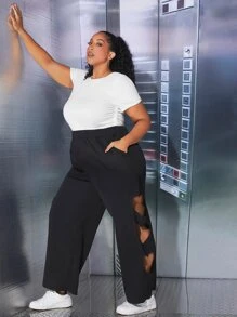 SHEIN CURVE+ Plus Cut Out Side Wide Leg Trousers - Black - View 2